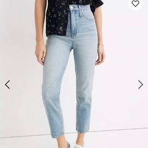 Madewell Classic Straight Jeans in Meadowland wash